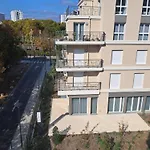 Domitys - Les Canotiers Lägenhetshotell