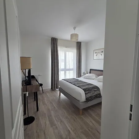 Domitys - Les Canotiers 3*