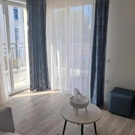Domitys - Les Canotiers 3*